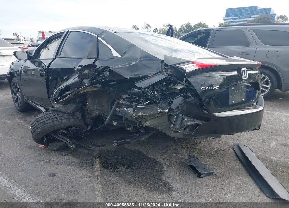 2017 HONDA CIVIC VIN: 2HGFC2F55HH576840