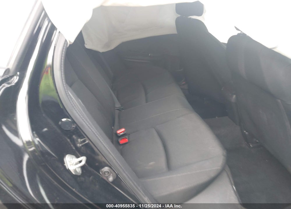 2017 HONDA CIVIC VIN: 2HGFC2F55HH576840