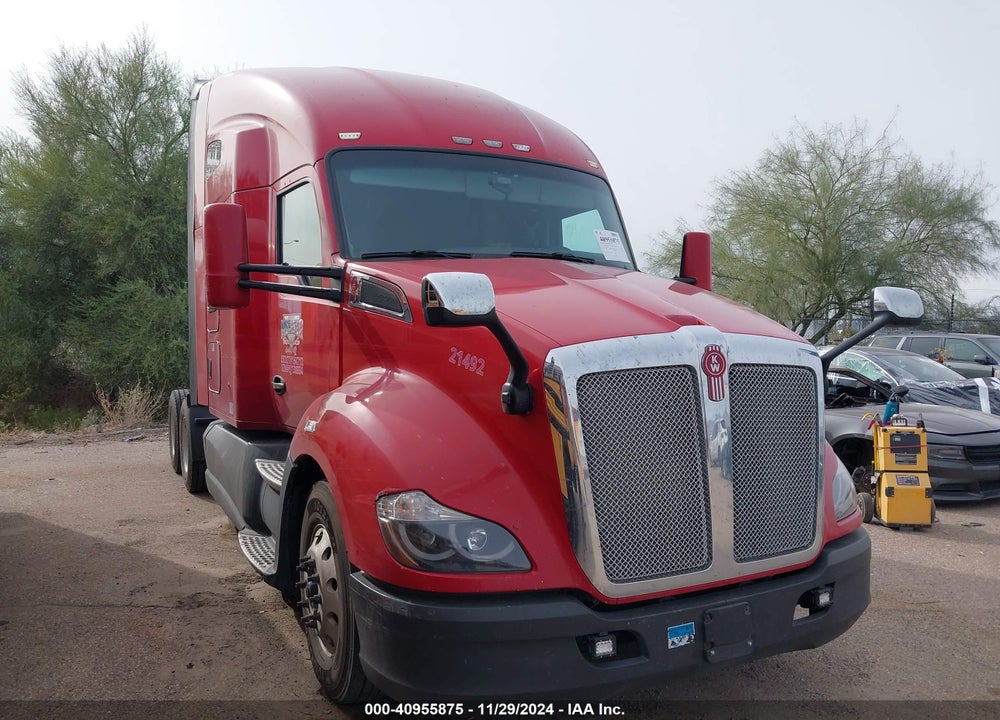 2017 KENWORTH T680 VIN: 1XKYDP9X3HJ138934