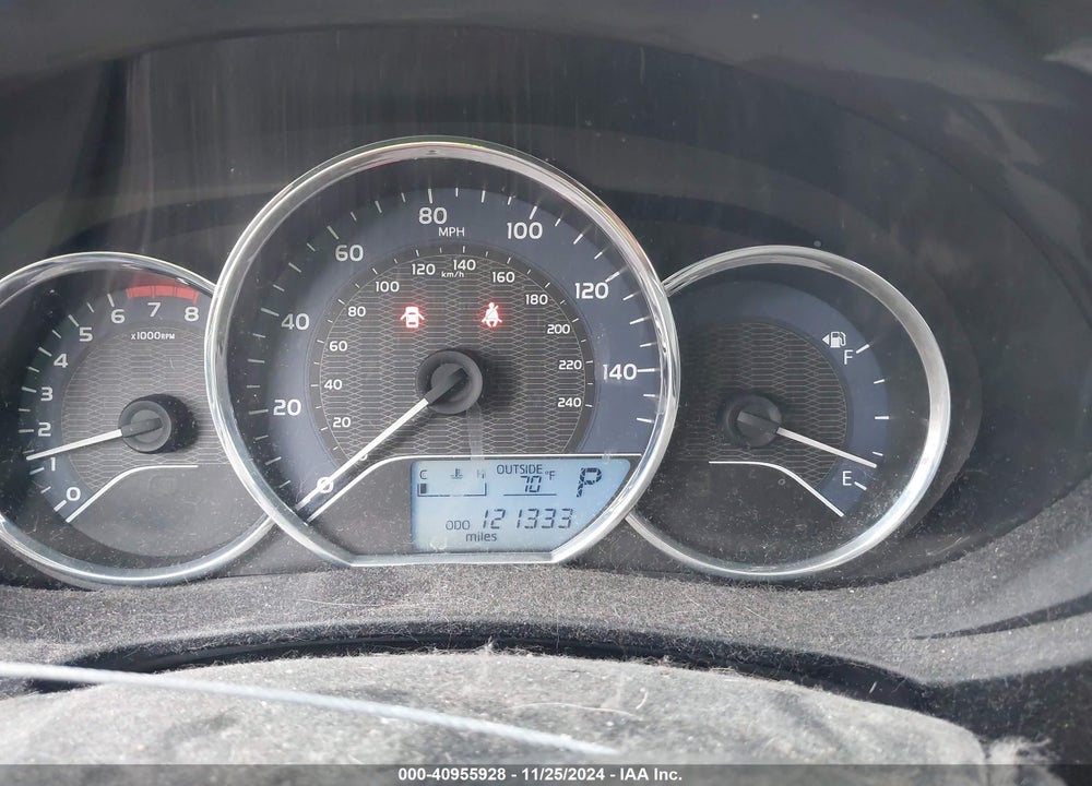 2014 TOYOTA COROLLA LE VIN: 5YFBURHE9EP028801