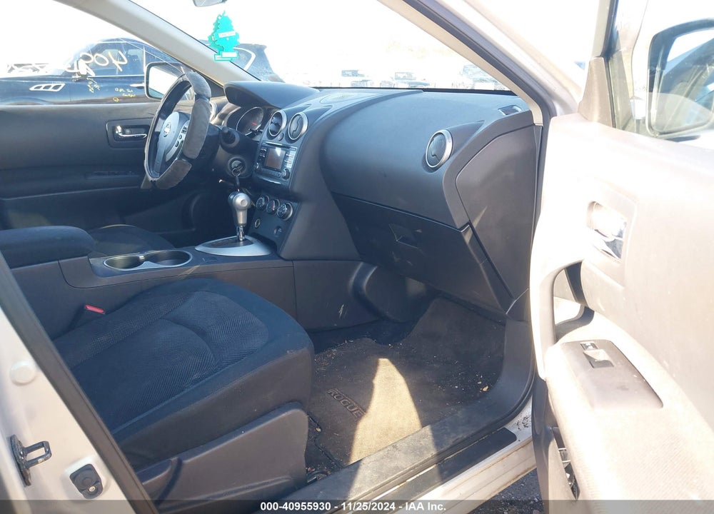 2014 NISSAN ROGUE SELECT S VIN: JN8AS5MV9EW707690
