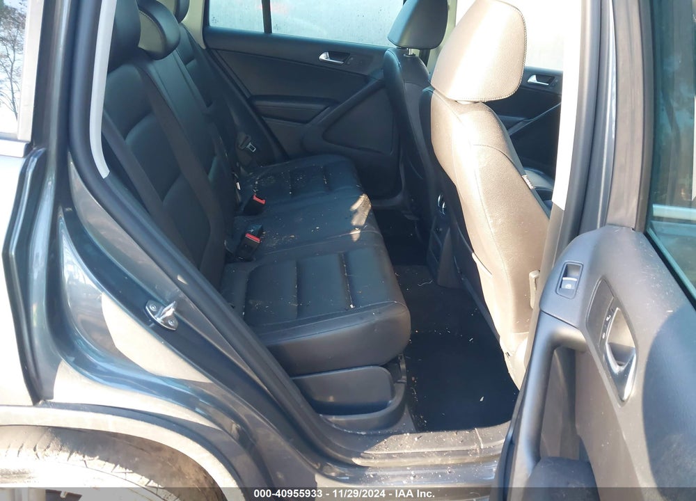 2015 VOLKSWAGEN TIGUAN SE VIN: WVGBV7AX4FW607275