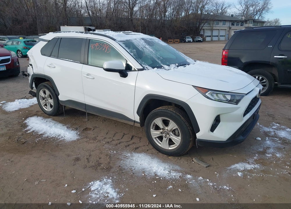 2021 TOYOTA RAV4 XLE VIN: 2T3P1RFVXMC159503