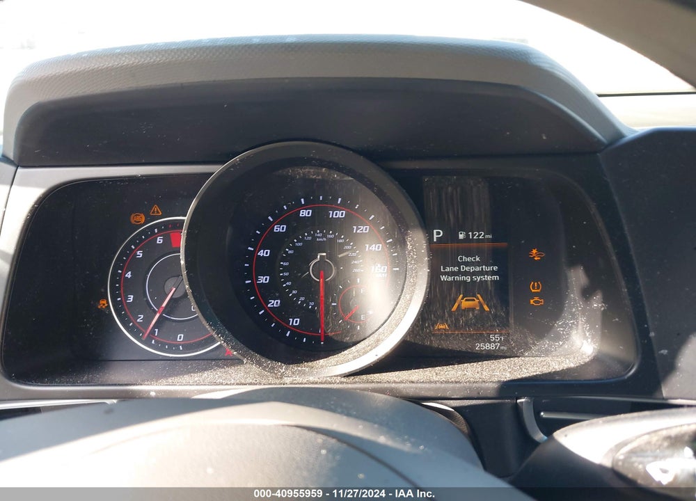 2022 HYUNDAI ELANTRA VIN: 5NPLM4AG9NH064066