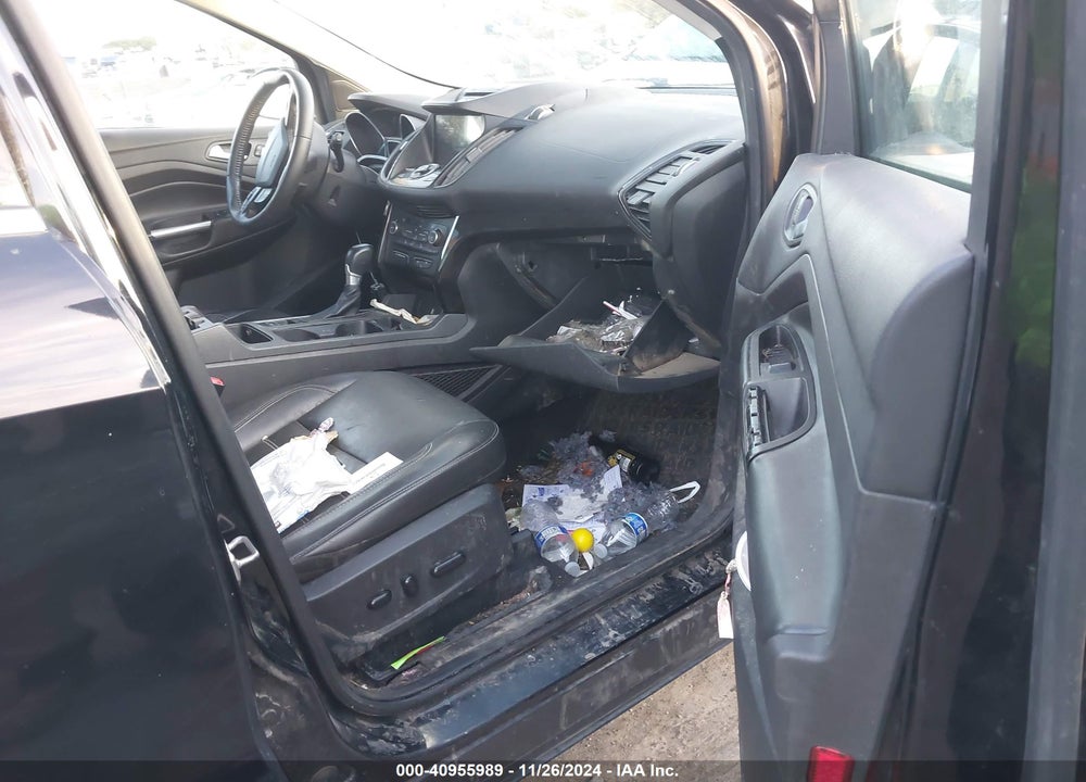 2017 FORD ESCAPE TITANIUM VIN: 1FMCU0J96HUB45087
