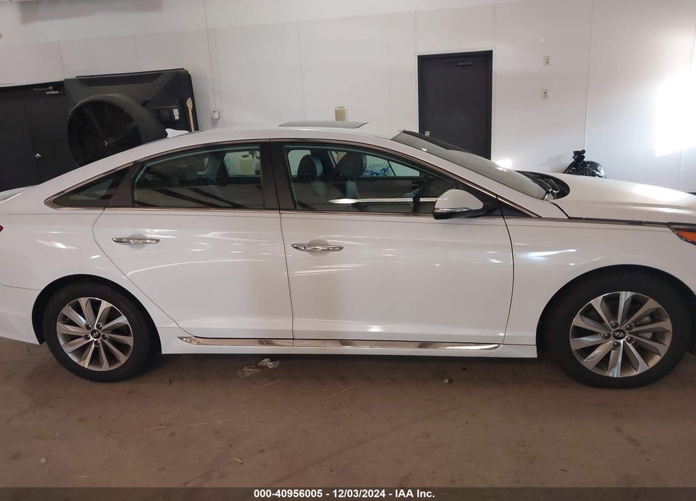 2017 HYUNDAI SONATA SPORT VIN: 5NPE34AF9HH457637