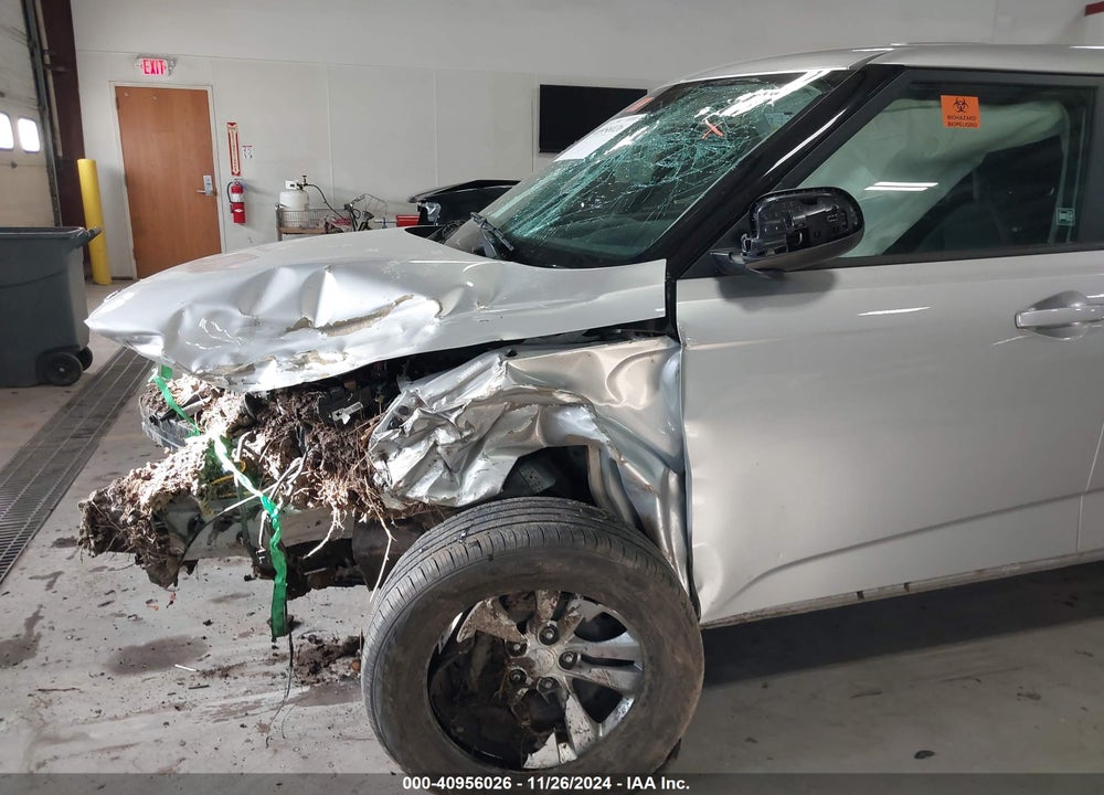2021 KIA SOUL LX VIN: KNDJ23AU8M7737767