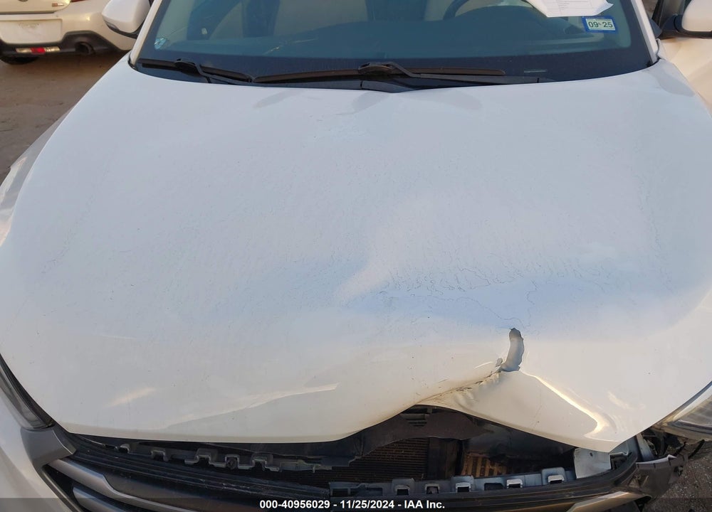 2017 HYUNDAI TUCSON SPORT VIN: KM8J33A24HU549004