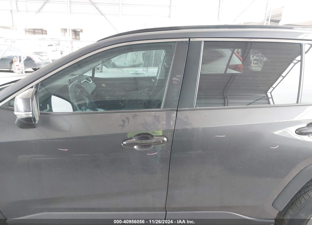 2022 TOYOTA RAV4 XLE VIN: 2T3W1RFV1NW227148
