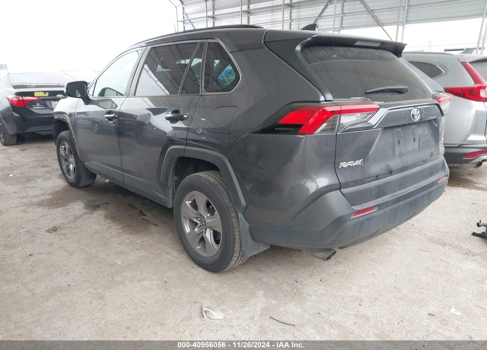 2022 TOYOTA RAV4 XLE VIN: 2T3W1RFV1NW227148