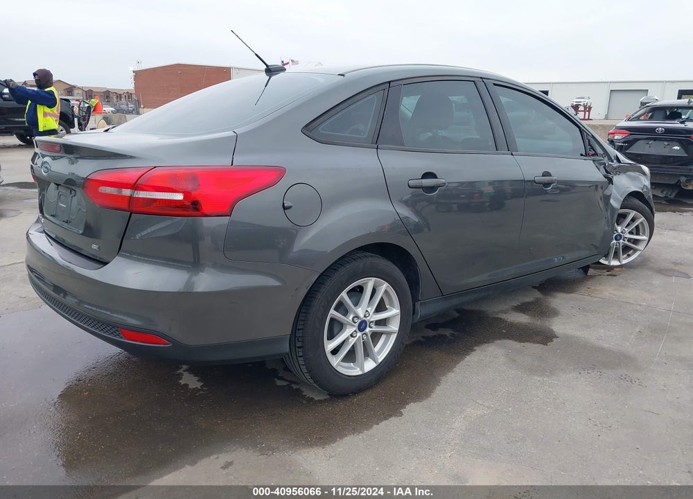 2017 FORD FOCUS SE VIN: 1FADP3F24HL254124