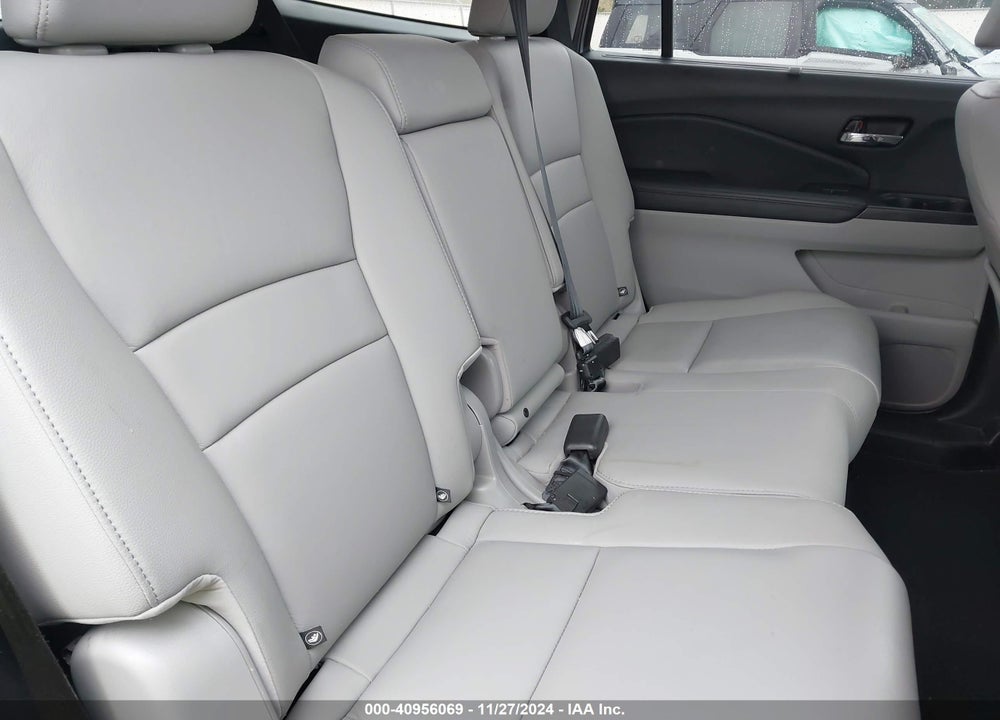 2020 HONDA PILOT 2WD EX-L VIN: 5FNYF5H54LB028727