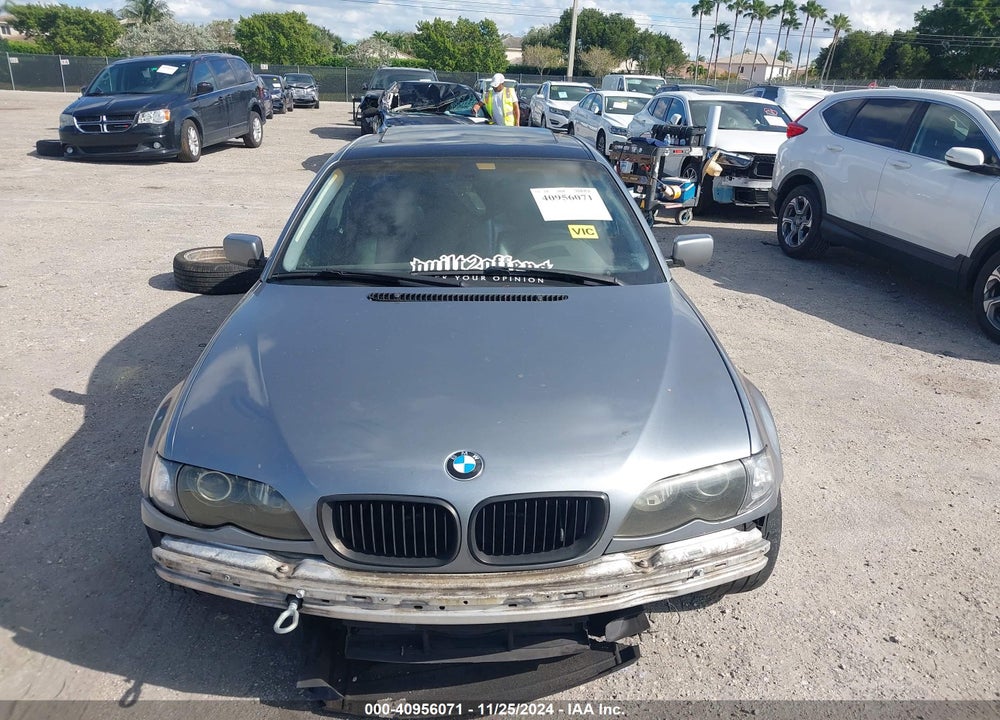 2005 BMW 330I VIN: WBAEV53415KM42877