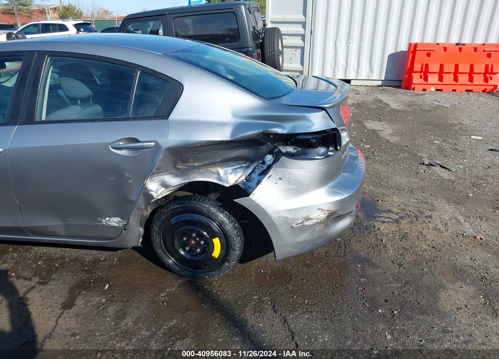 2010 MAZDA 3 S SPORT VIN: JM1BL1S69A1328407