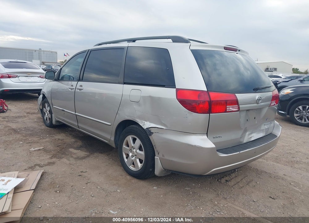 2005 TOYOTA SIENNA XLE VIN: 5TDZA22CX5S229992