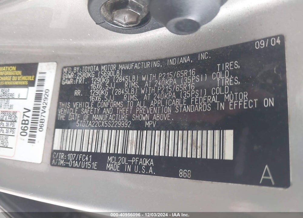 2005 TOYOTA SIENNA XLE VIN: 5TDZA22CX5S229992