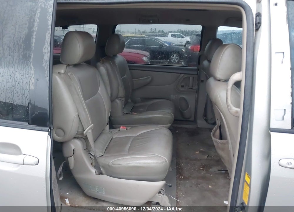 2005 TOYOTA SIENNA XLE VIN: 5TDZA22CX5S229992