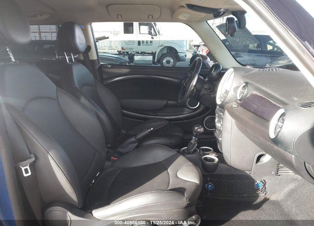 2013 MINI HARDTOP COOPER S VIN: WMWSV3C50DT388920