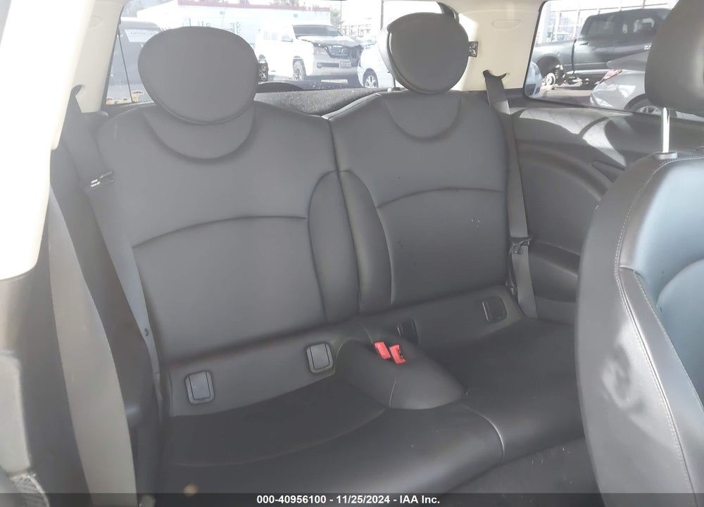 2013 MINI HARDTOP COOPER S VIN: WMWSV3C50DT388920