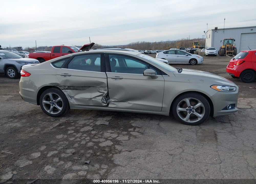 2015 FORD FUSION SE VIN: 3FA6P0T94FR241459