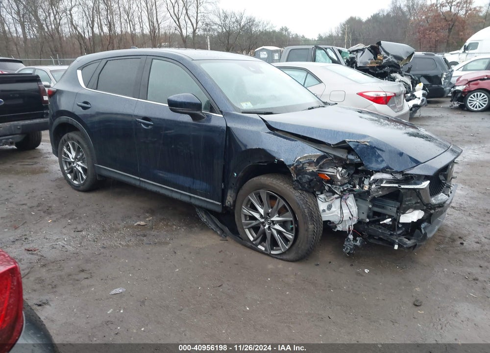 2019 MAZDA CX-5 SIGNATURE VIN: JM3KFBEY2K0613894