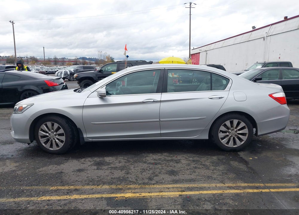 2013 HONDA ACCORD VIN: 1HGCR2F8XDA149075