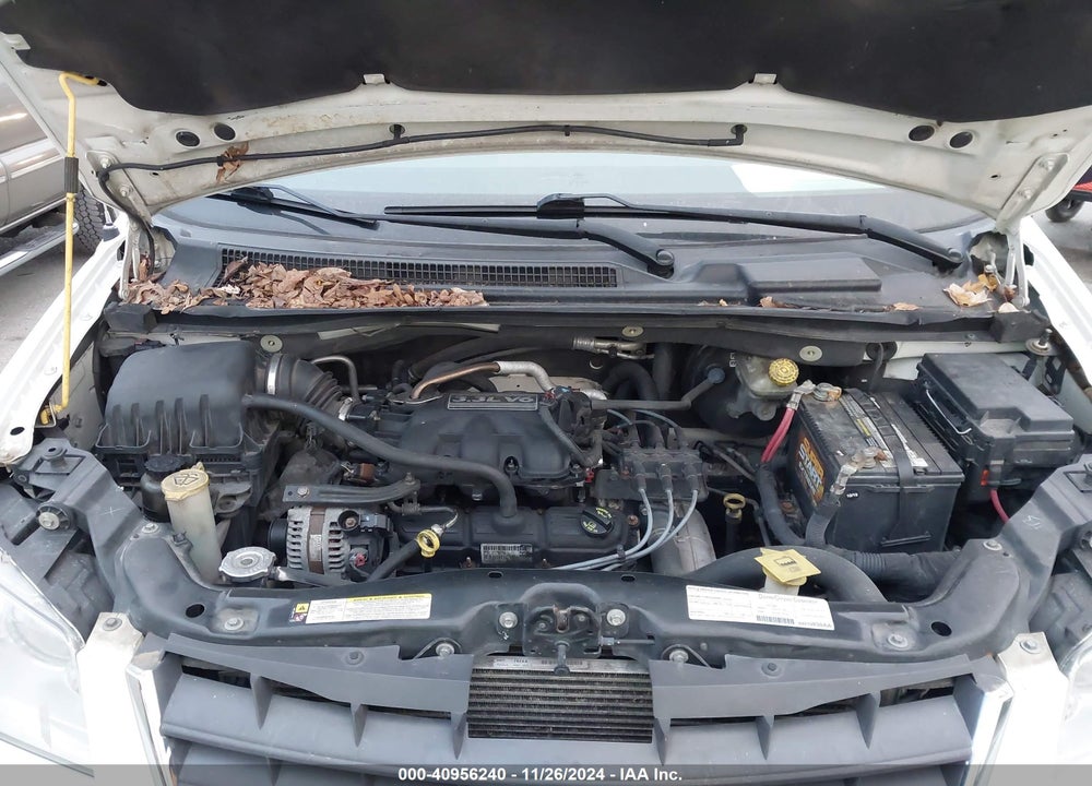 2008 CHRYSLER TOWN & COUNTRY VIN: 2A8HR44H78R641091