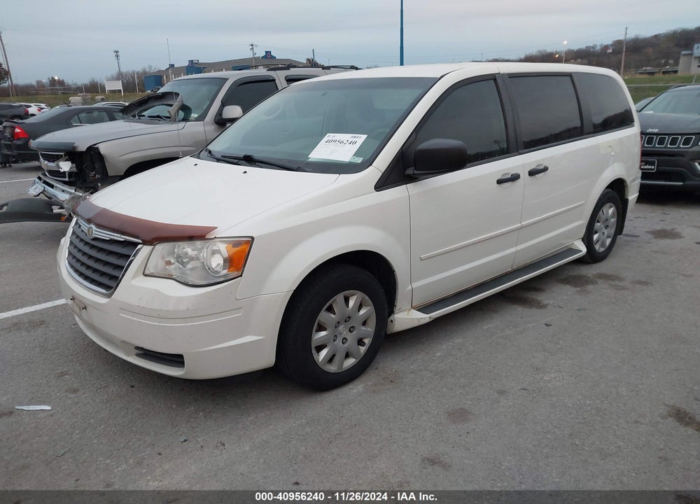 2008 CHRYSLER TOWN & COUNTRY VIN: 2A8HR44H78R641091
