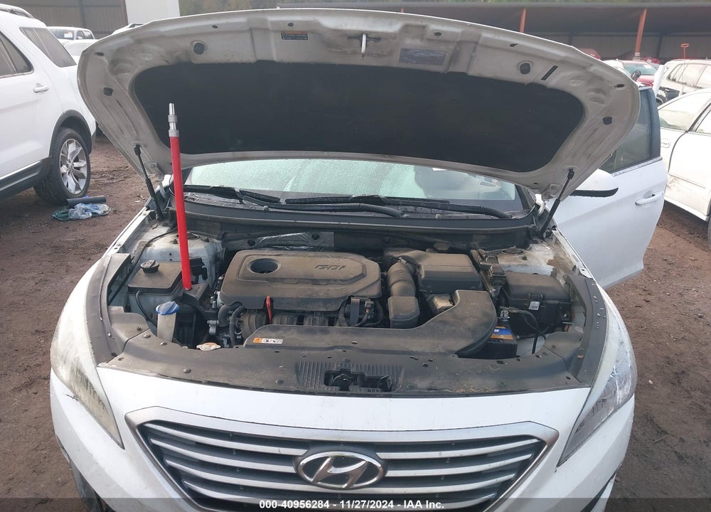 2015 HYUNDAI SONATA SE VIN: 5NPE24AF1FH229535