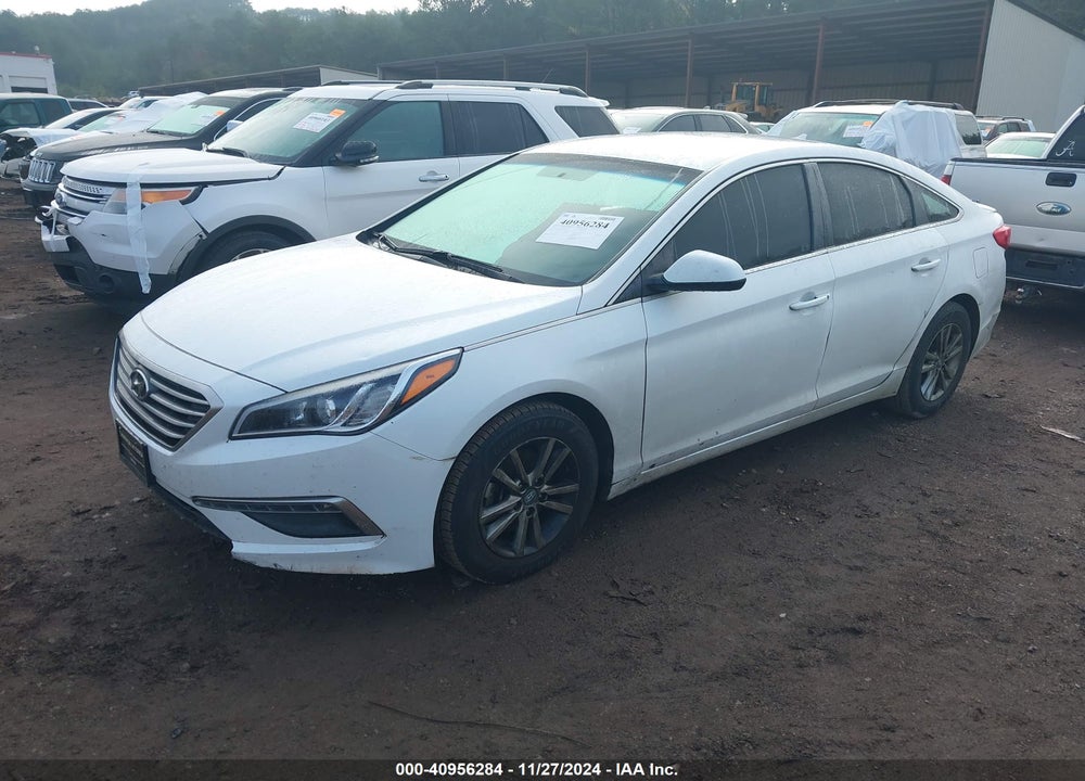 2015 HYUNDAI SONATA SE VIN: 5NPE24AF1FH229535