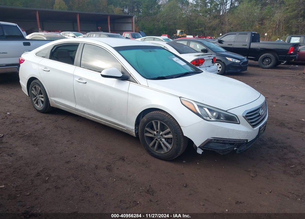 2015 HYUNDAI SONATA SE VIN: 5NPE24AF1FH229535