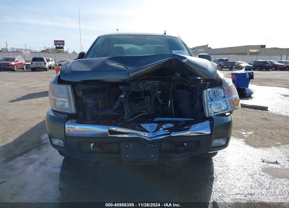 2011 CHEVROLET SILVERADO 1500 LT VIN: 3GCPKSE38BG248888