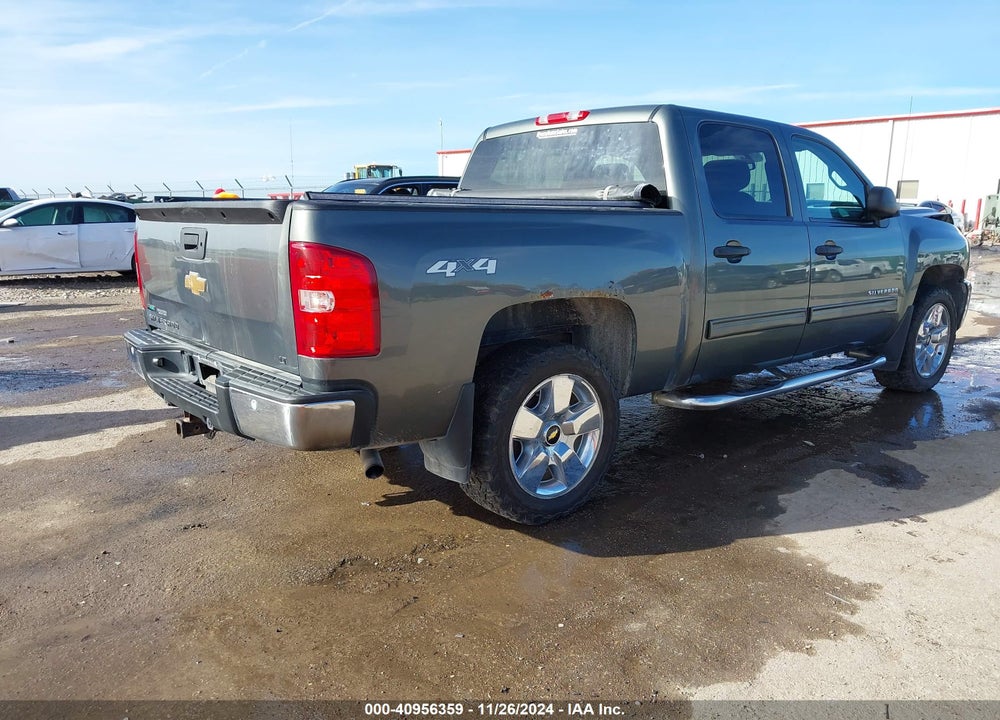 2011 CHEVROLET SILVERADO 1500 LT VIN: 3GCPKSE38BG248888