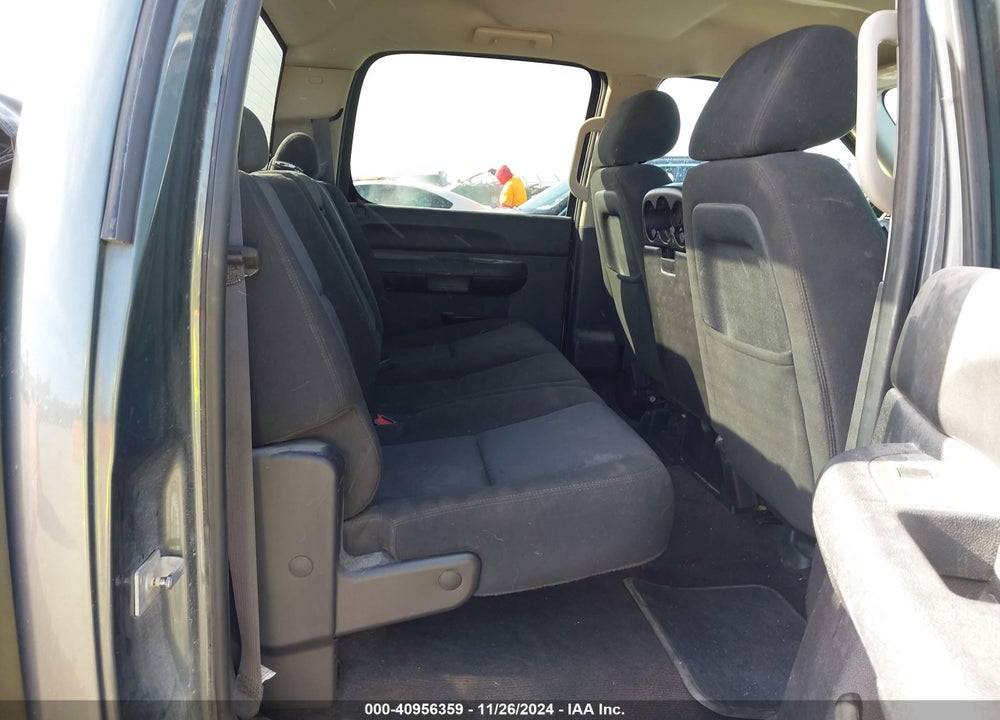 2011 CHEVROLET SILVERADO 1500 LT VIN: 3GCPKSE38BG248888