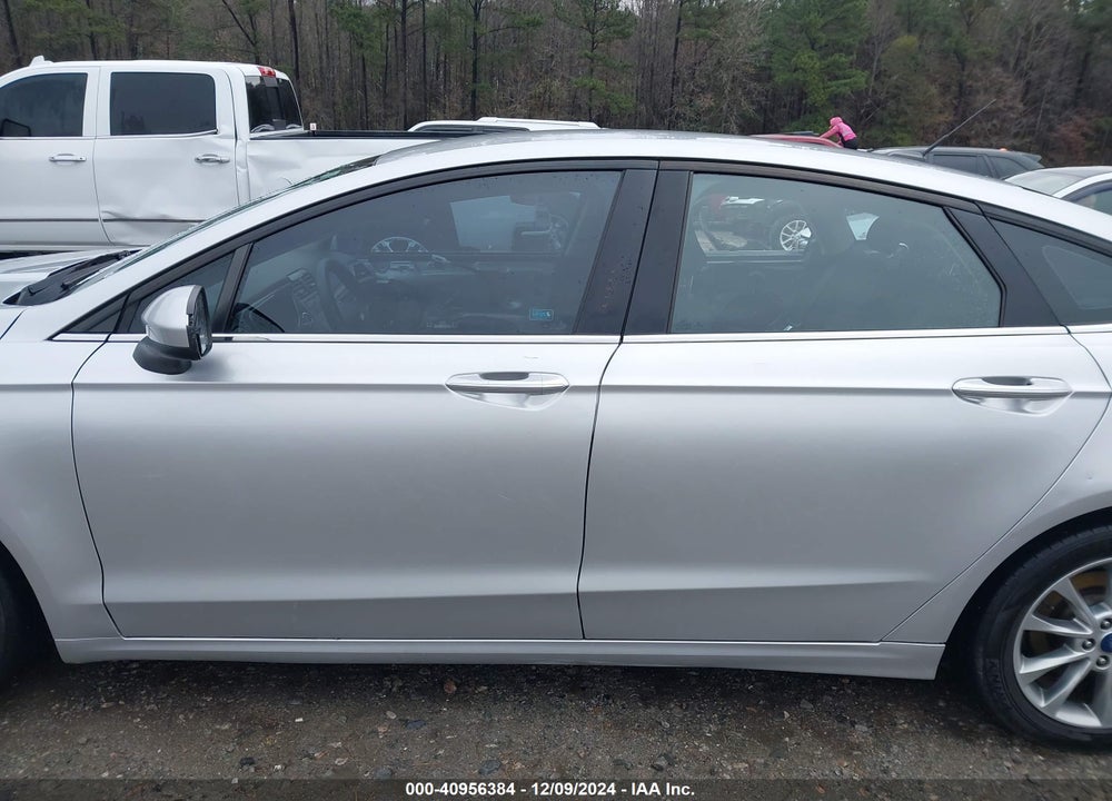 2017 FORD FUSION SE VIN: 3FA6P0H73HR377382