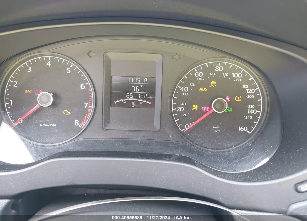 2013 VOLKSWAGEN JETTA 2.0L S VIN: 3VW2K7AJ6DM300211