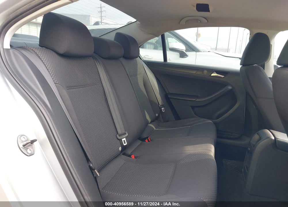 2013 VOLKSWAGEN JETTA 2.0L S VIN: 3VW2K7AJ6DM300211