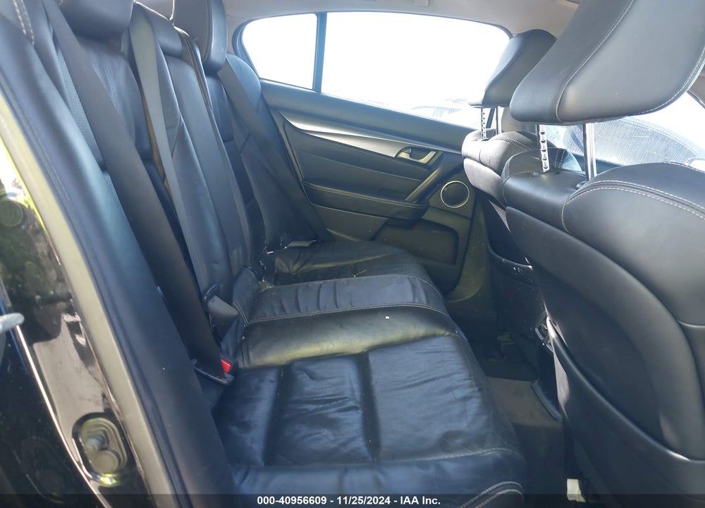 2011 ACURA TL 3.7 VIN: 19UUA9F56BA001870