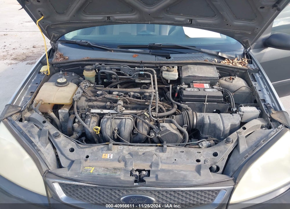2006 FORD FOCUS ZX4 VIN: 1FAHP34N56W137727