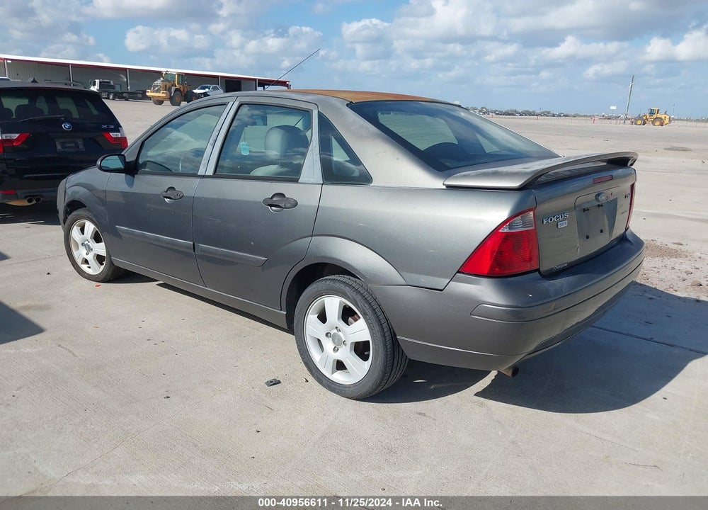 2006 FORD FOCUS ZX4 VIN: 1FAHP34N56W137727