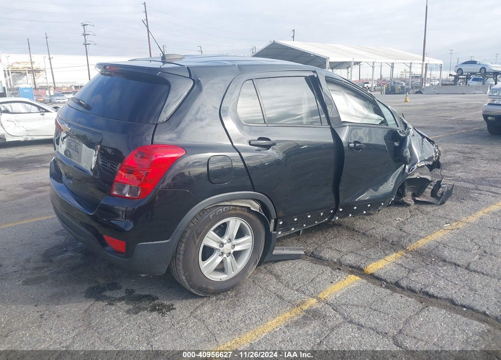 2021 CHEVROLET TRAX FWD LS VIN: KL7CJKSB0MB304313
