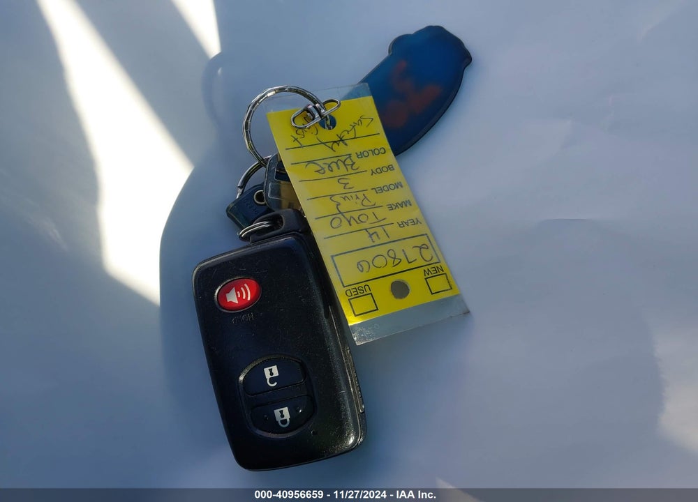 2014 TOYOTA PRIUS VIN: JTDKN3DU3E1748994