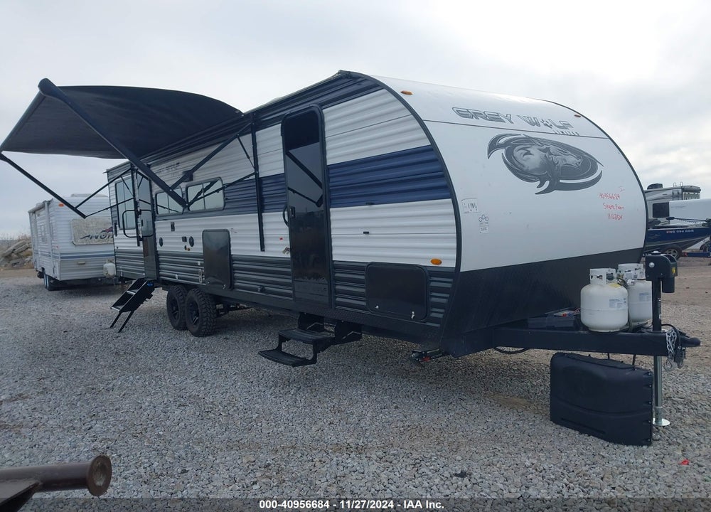 2023 CHEROKEE BY FOREST R GREY WOLF SERIES M-2 VIN: 4X4TCKZ25PK086595