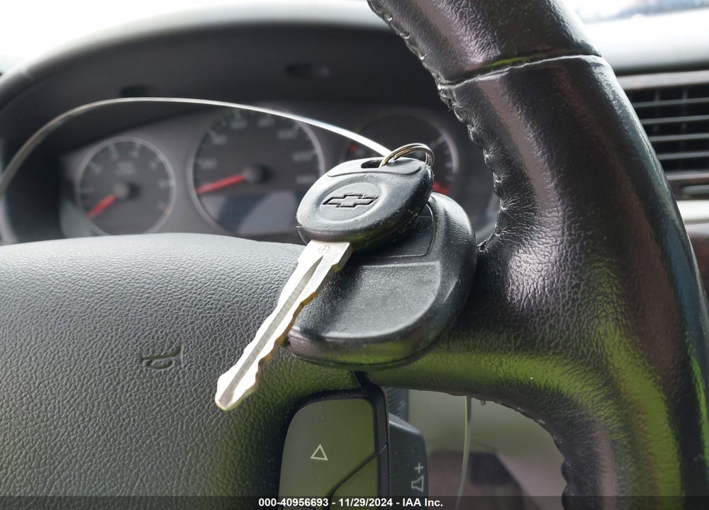 2012 CHEVROLET IMPALA LT VIN: 2G1WG5E36C1218287