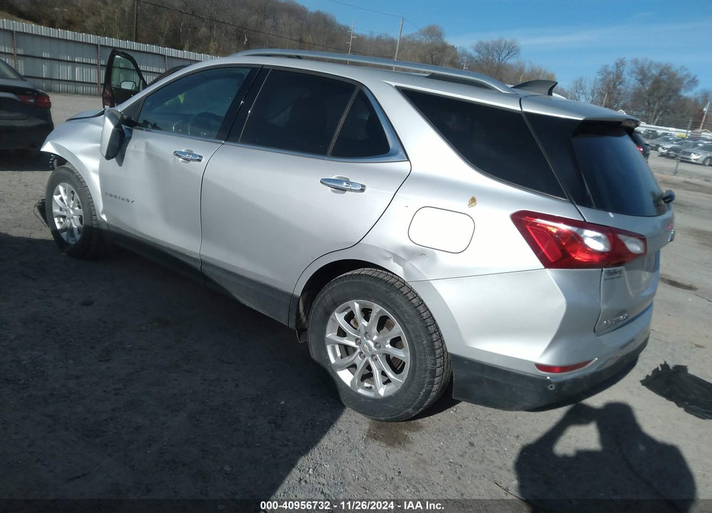 2018 CHEVROLET EQUINOX LT VIN: 2GNAXSEV7J6245586