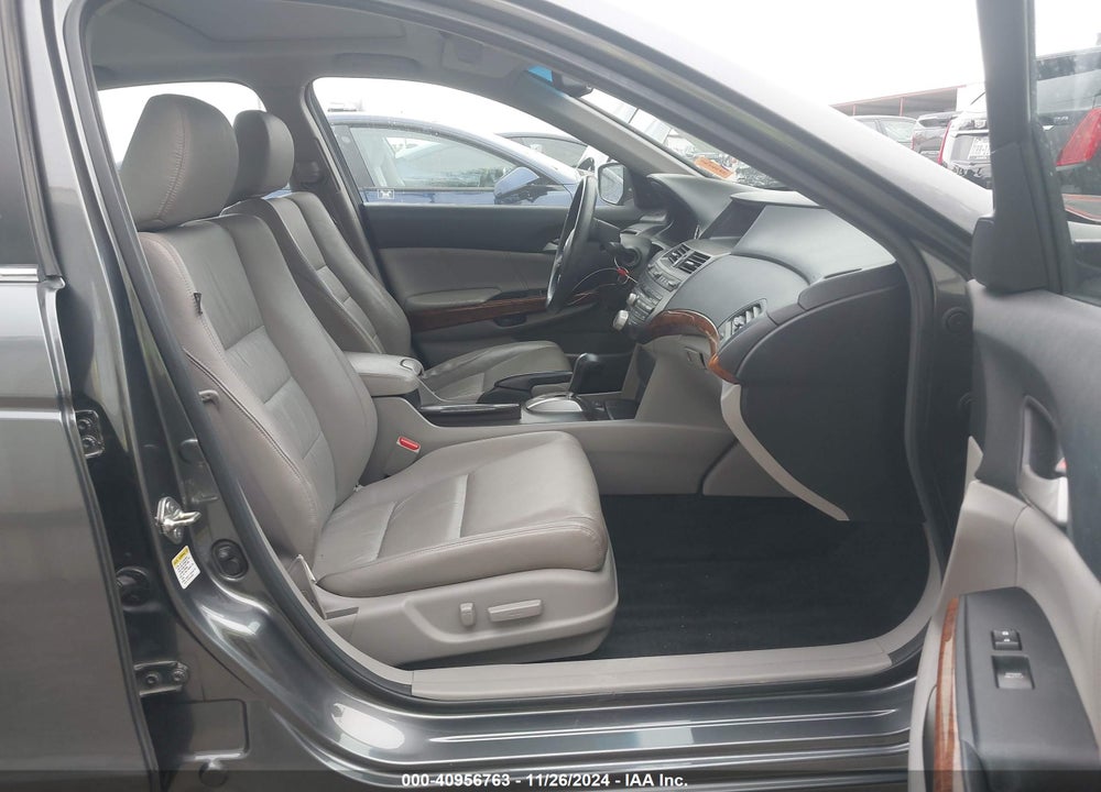 2012 HONDA ACCORD 2.4 EX-L VIN: 1HGCP2F84CA213647