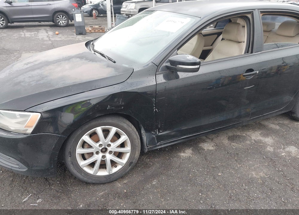 2011 VOLKSWAGEN JETTA 2.5L SE VIN: 3VWDZ7AJ7BM389899