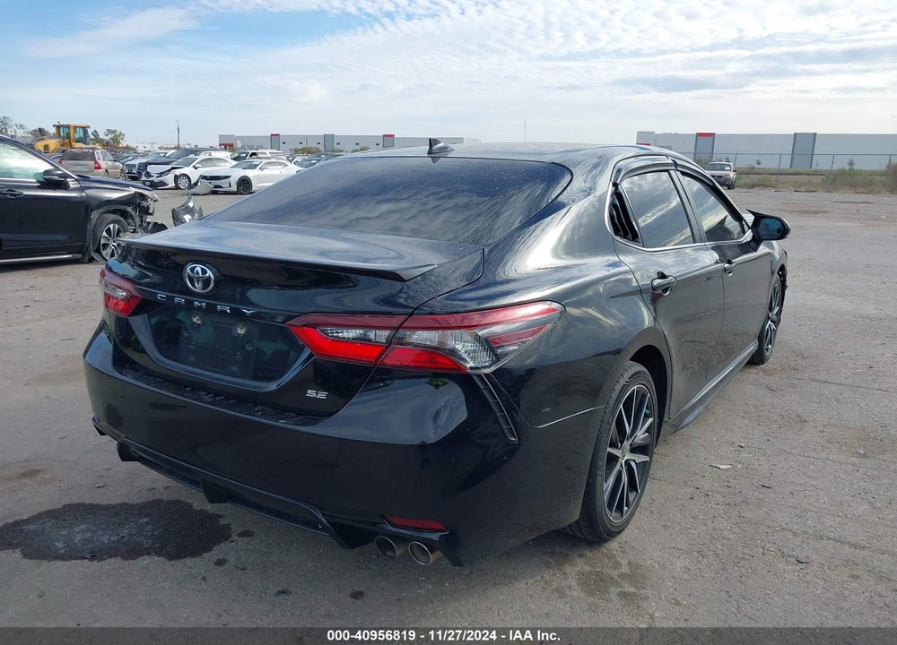 2021 TOYOTA CAMRY VIN: 4T1G11AK6MU583587