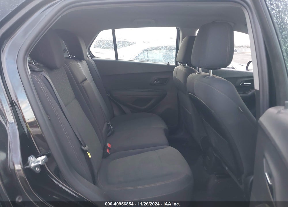 2019 CHEVROLET TRAX LS VIN: 3GNCJNSB1KL227314