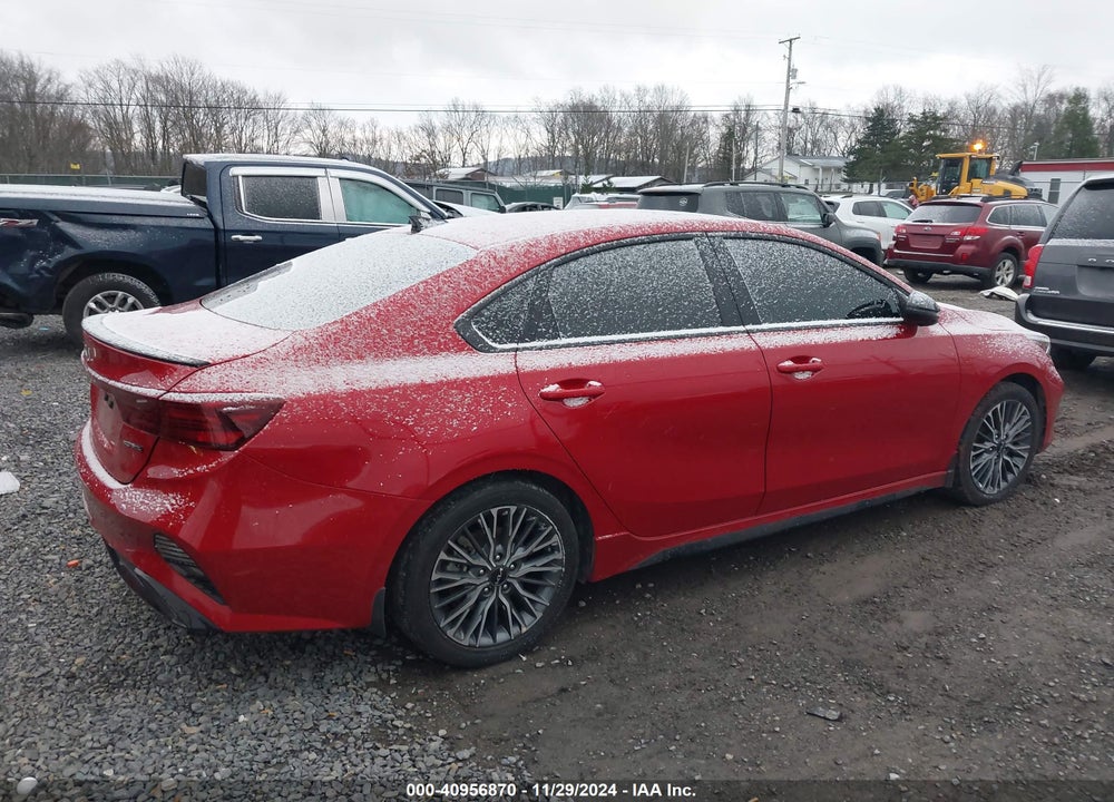 2024 KIA FORTE GT LINE VIN: 3KPF54AD2RE762433